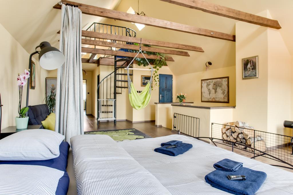 Amazing 5 Bedroom House Krumlov 82 - 4 Min Walk To Main Square Český Krumlov Eksteriør bilde